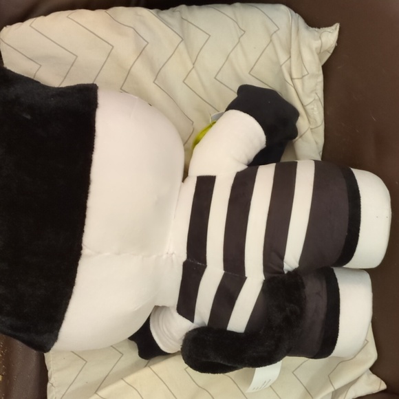 Stuffed Hello Kitty - Picture 5 of 5